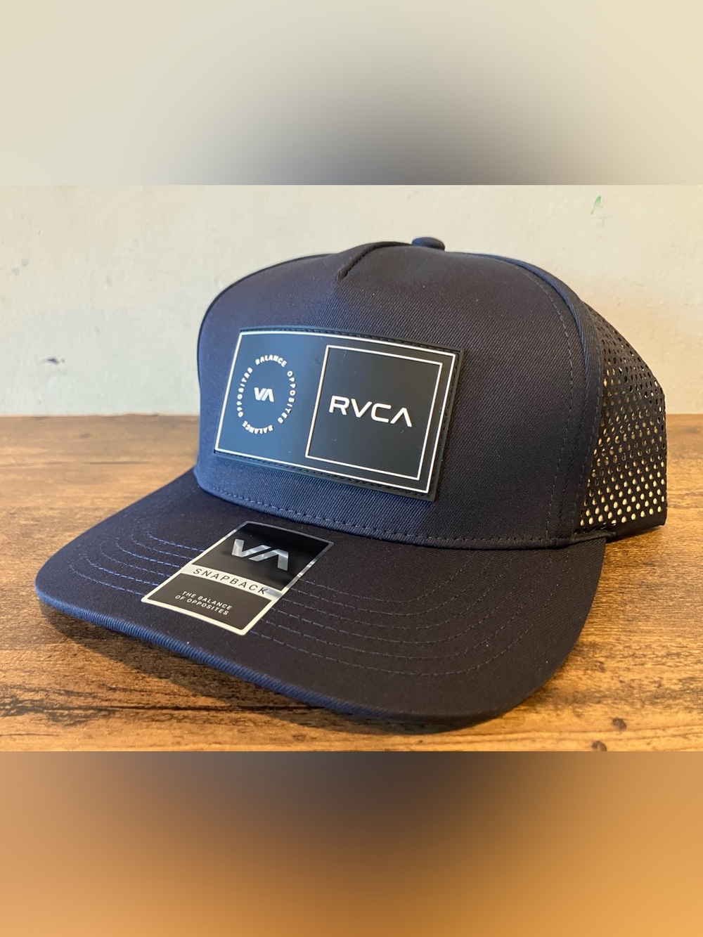 Rvca trucker hat